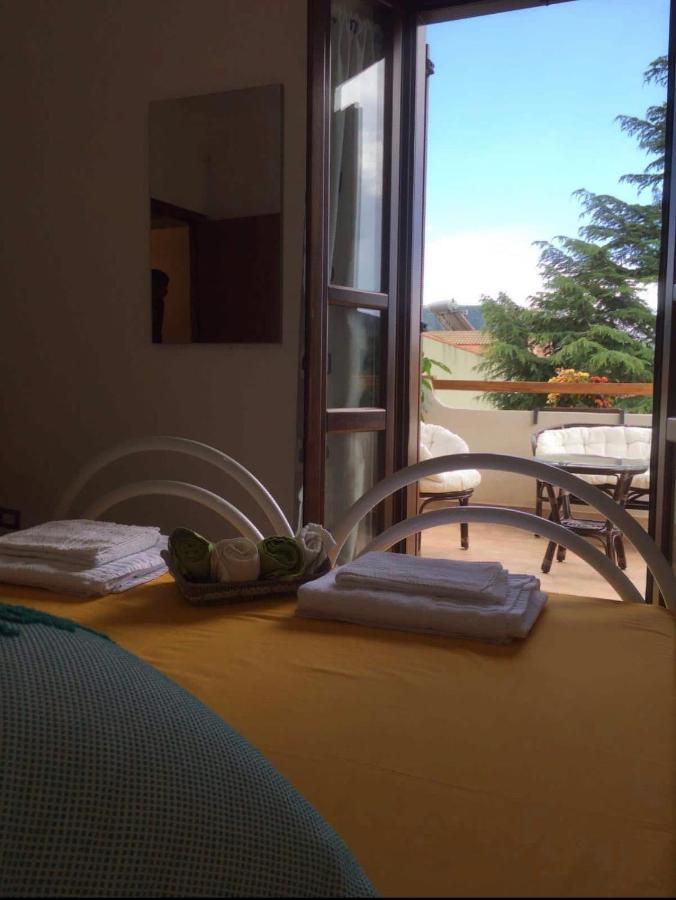B&B Mideri Urzulei Extérieur photo