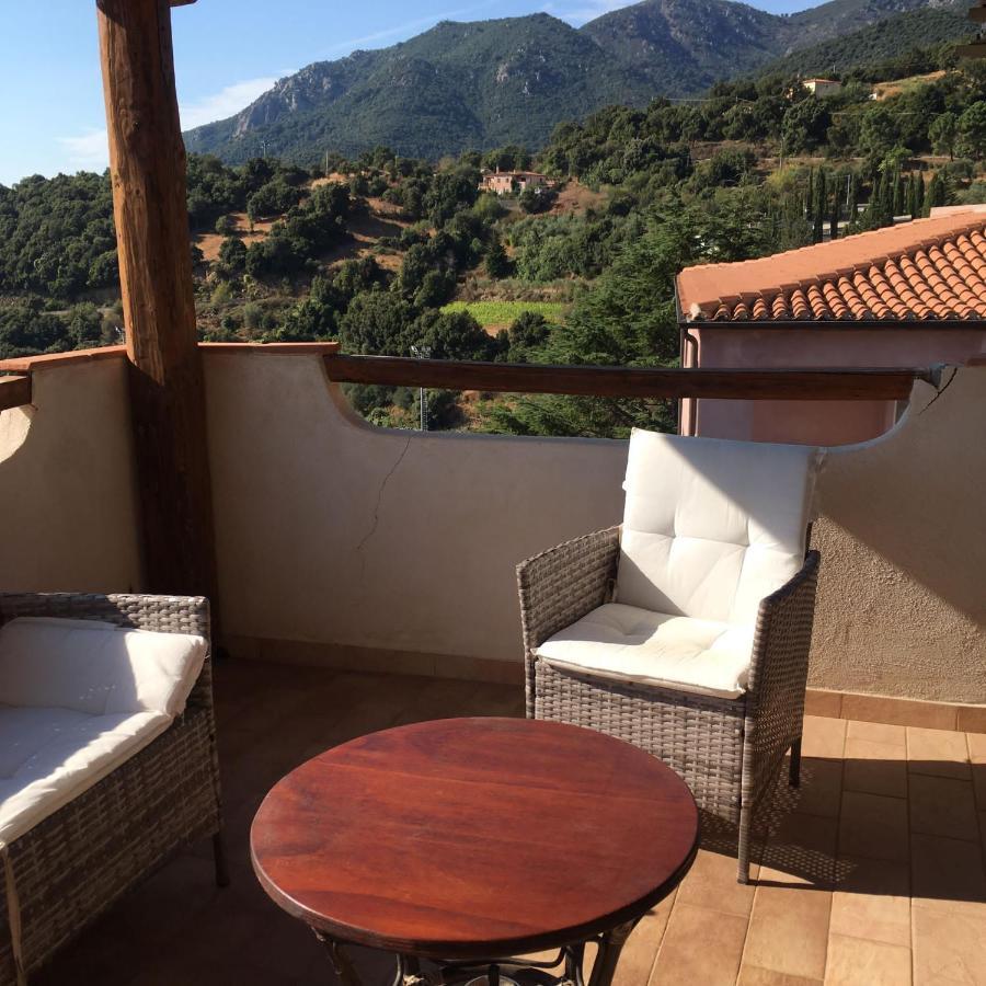 B&B Mideri Urzulei Extérieur photo
