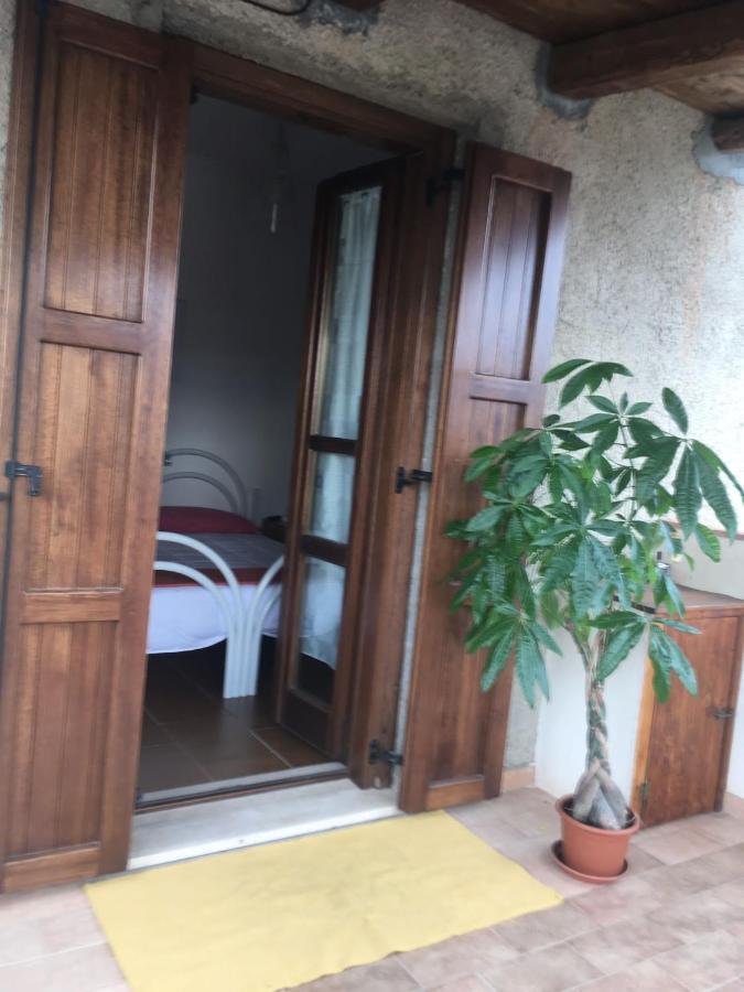 B&B Mideri Urzulei Extérieur photo